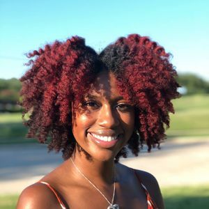 Meet your Posher, Nikki